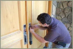 Locksmith Solution Services Denver, CO 303-729-1959 - 68-44-4